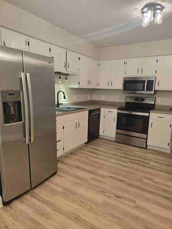 722 Pear Tree Cir - Photo 7 of 23