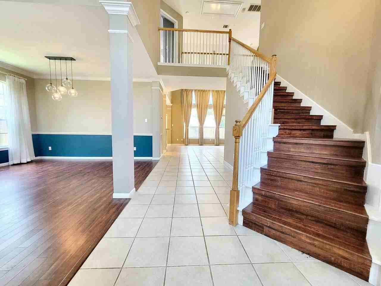 1617 Sunterro - Photo 3 of 44