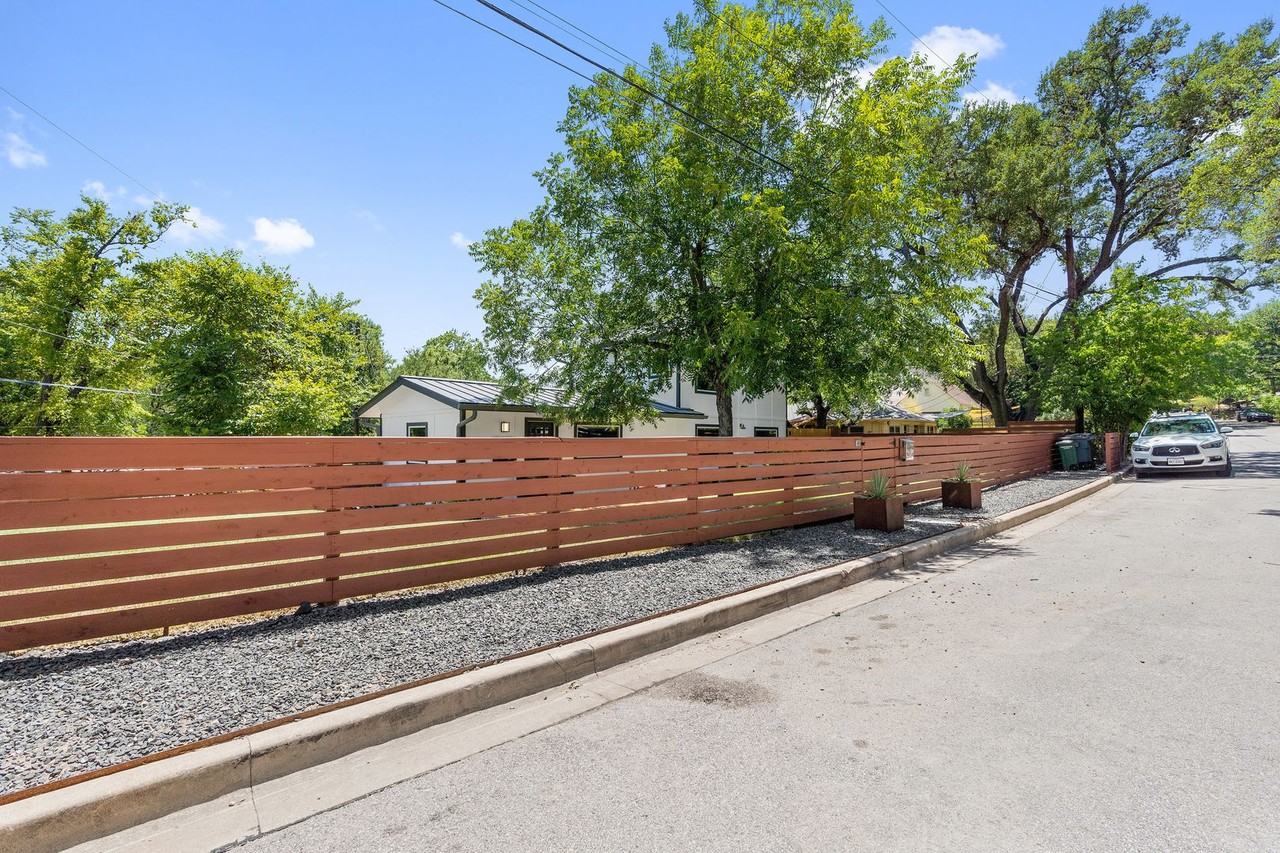 1025 Bonham Ter - Photo 2 of 39