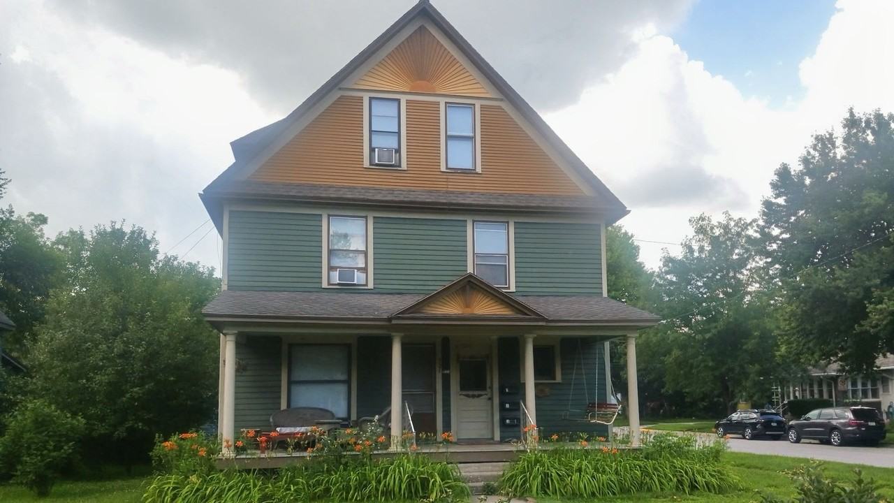 721 Burnett Ave #2 - Photo 2 of 11