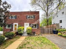 130 Cambridge Rd - Photo 1 of 1