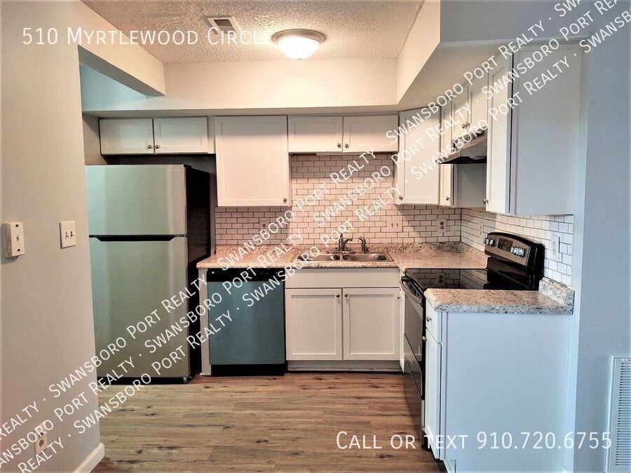 510 Myrtlewood Cir - Photo 3 of 11