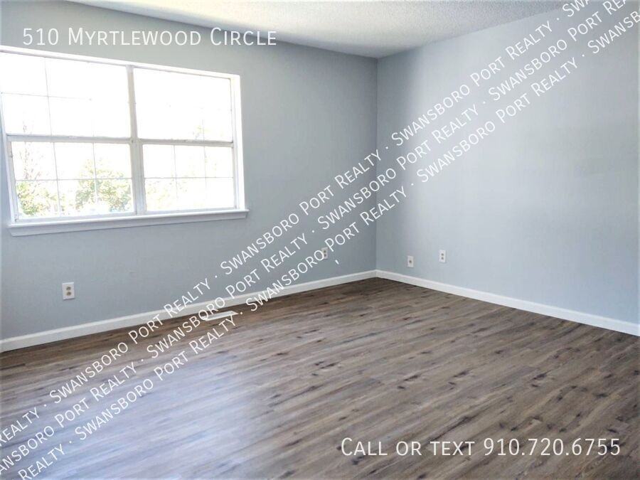 510 Myrtlewood Cir - Photo 7 of 11