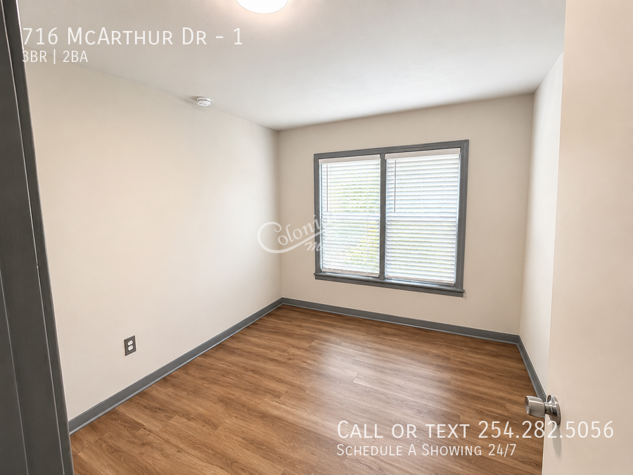 716 Mcarthur Dr #1 - Photo 5 of 8