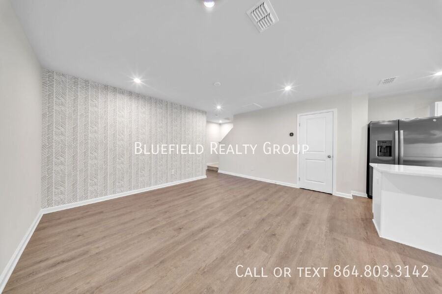158 Sarnesfield Way - Photo 5 of 30