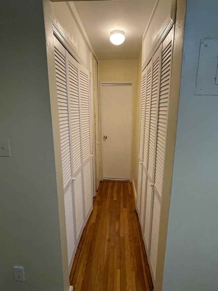 330 Lenox Rd #5J - Photo 4 of 5
