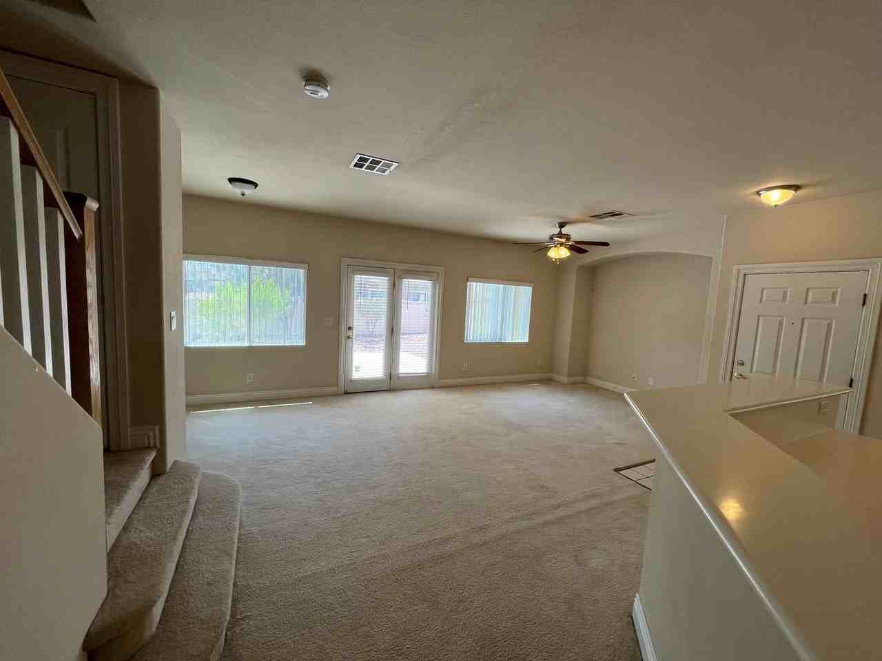 3213 Regal Swan Pl - Photo 4 of 18