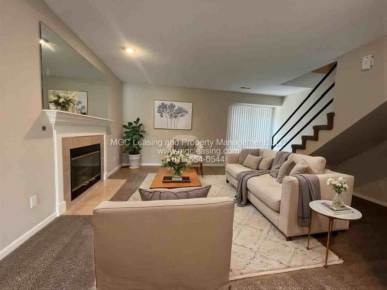 4620A Ne Whispering Winds Dr - Photo 2 of 20