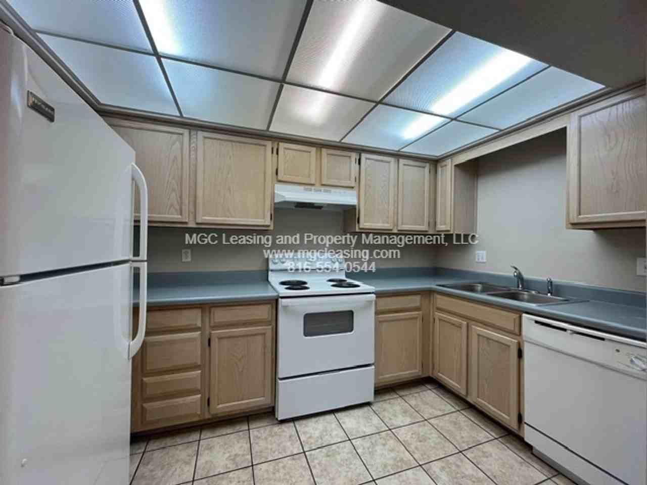 4620A Ne Whispering Winds Dr - Photo 5 of 20