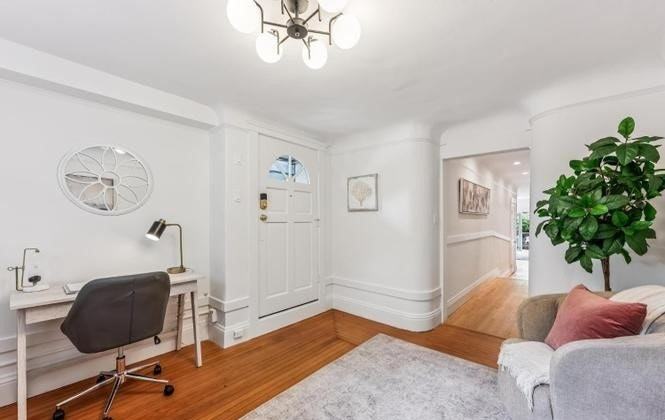 19 Alpine Terrace, Unit A - Photo 4 of 26