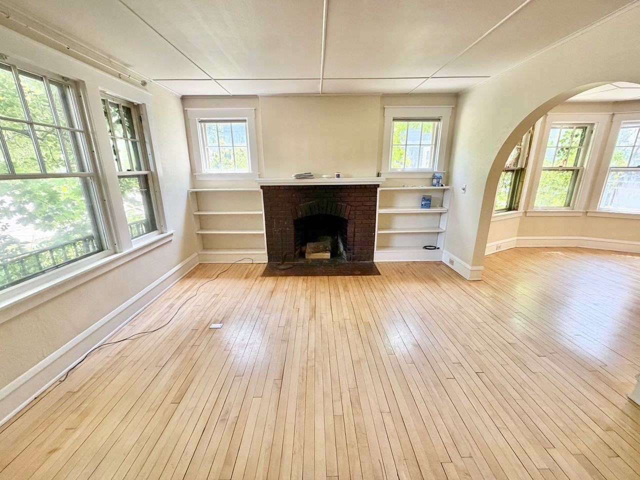 281 S Winooski Ave #1 - Photo 5 of 31