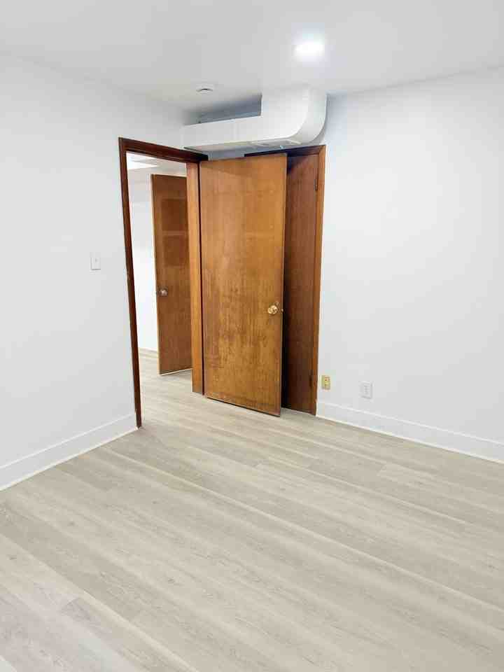 1334 Lakeview Blvd E - Photo 6 of 23