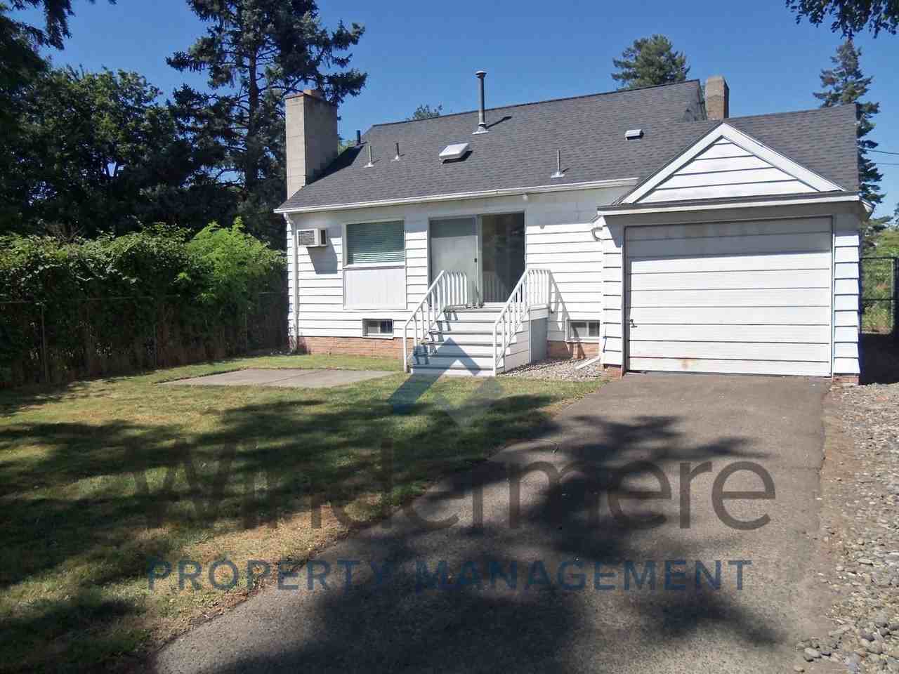 950 Francis Ave - Photo 2 of 2