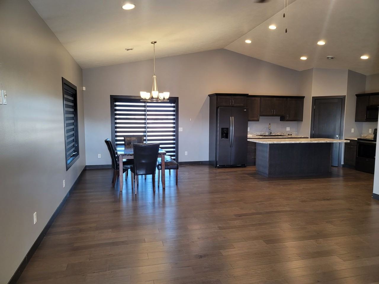 114 Devitt Dr - Photo 3 of 17