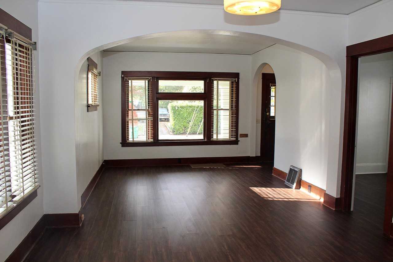 4522 Ne 17th Ave - Photo 5 of 21