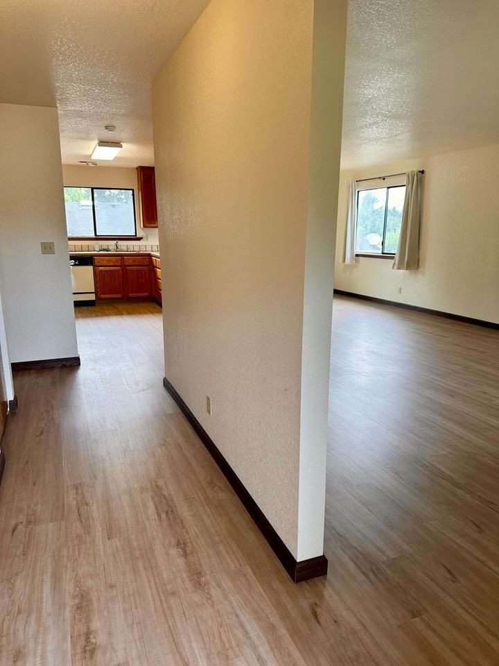 6242 Pryor St - Photo 2 of 18
