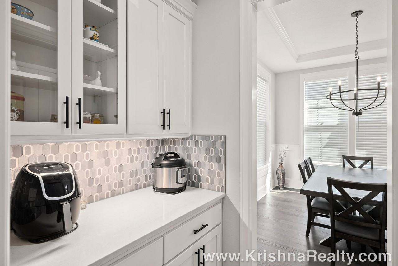 16685 Nw Crossvine St - Photo 4 of 39