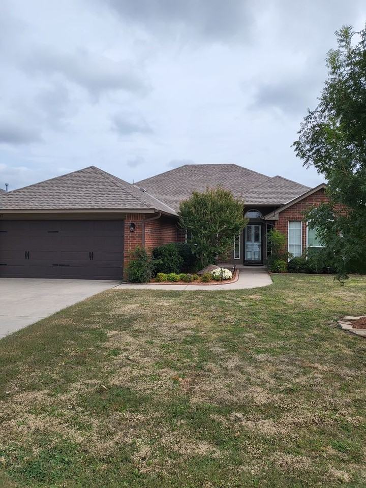 3517 Glisten St - Photo 2 of 26