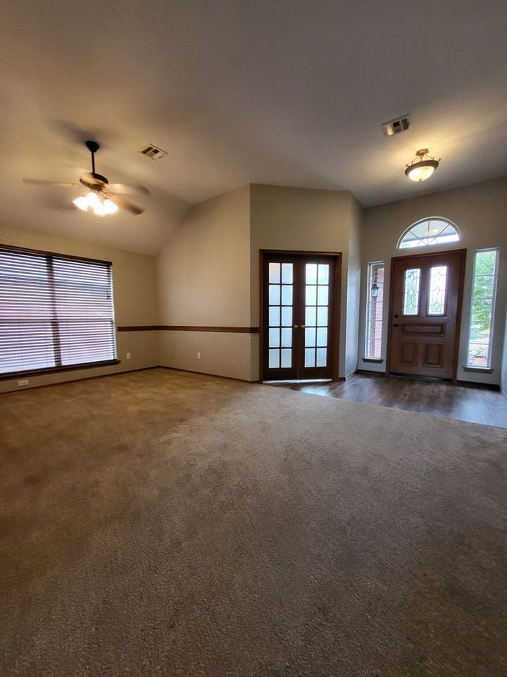 3517 Glisten St - Photo 3 of 26