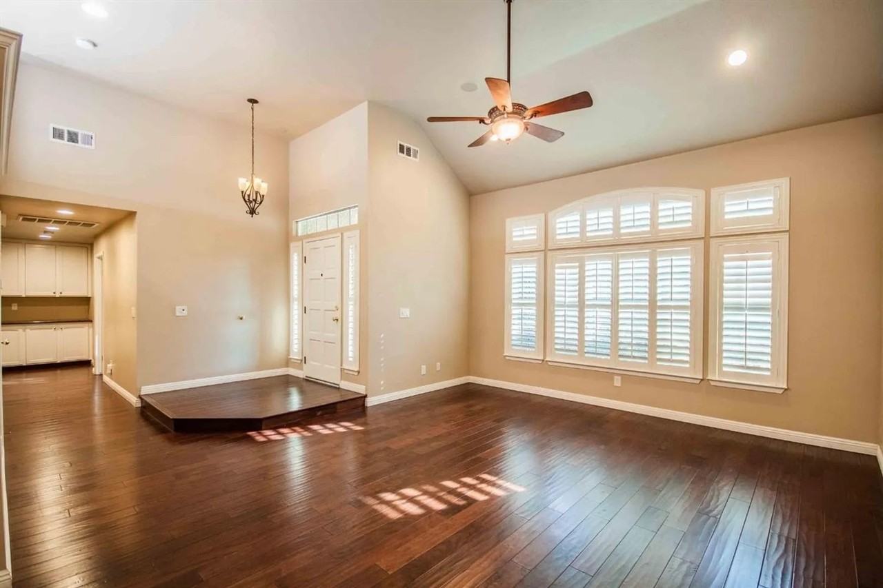 1838 E Shea Dr - Photo 6 of 39
