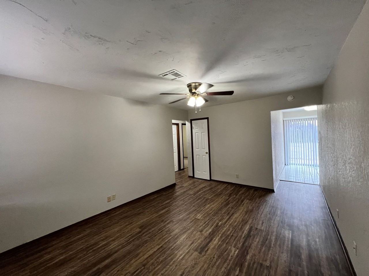 752 W Forest Dr - Photo 2 of 14
