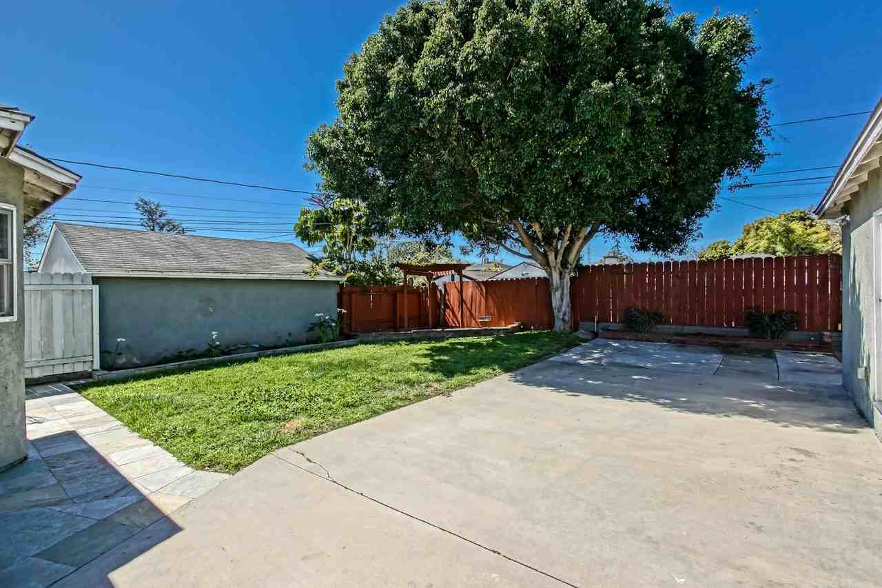 2911 Blaisdell Ave - Photo 3 of 38