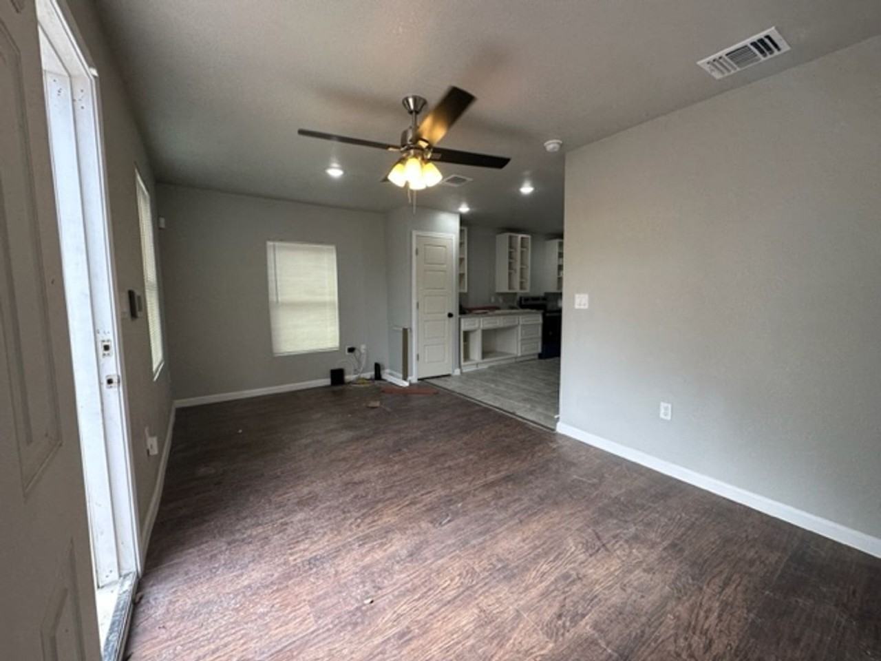 2925 Tampico St - Photo 2 of 14