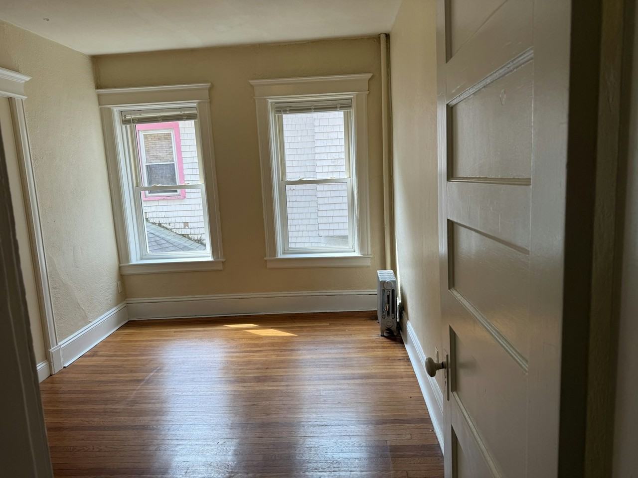 242 Fort Pleasant Avenue, Unit 2L - Photo 7 of 10