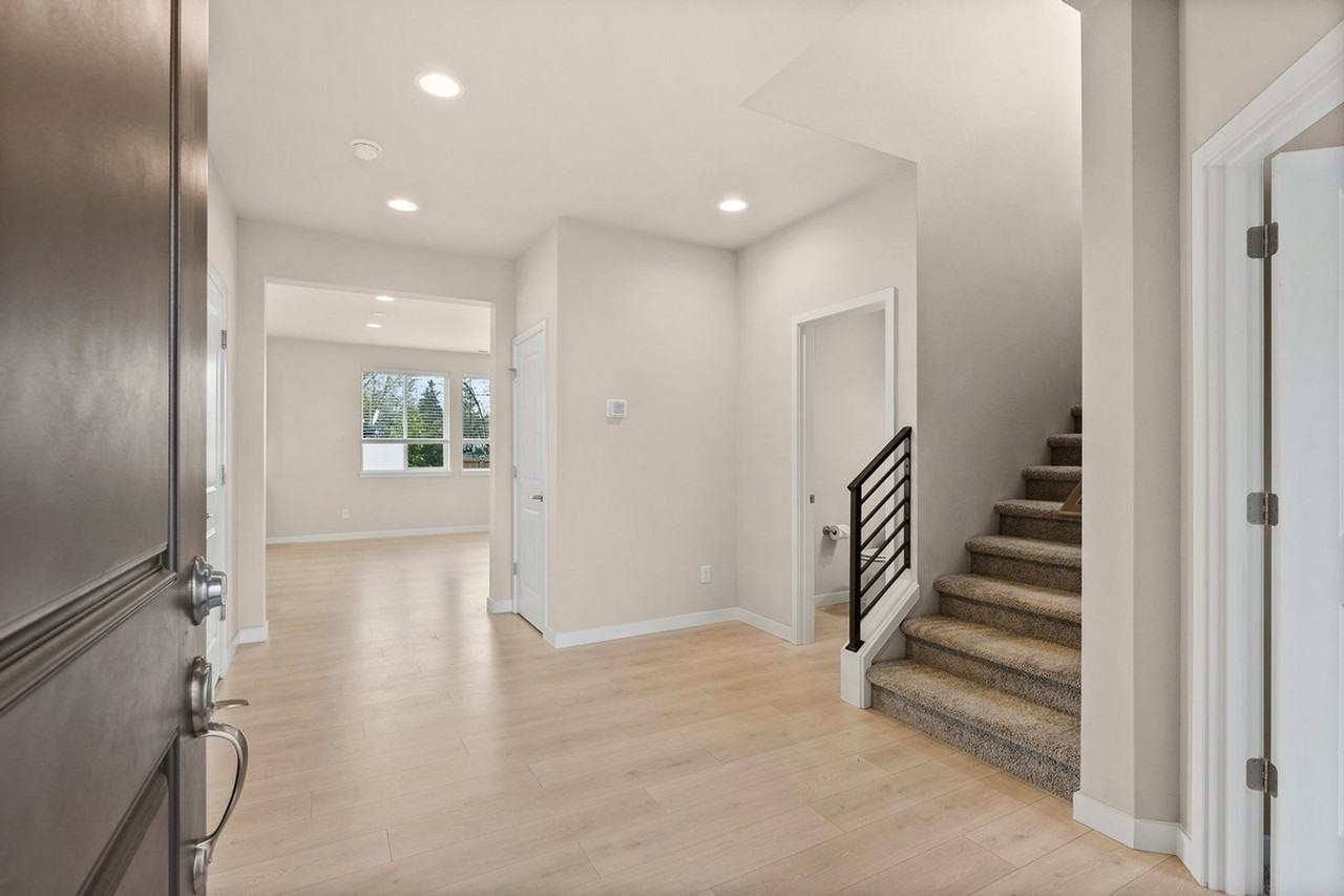 16212 8th Ave E - Photo 3 of 47