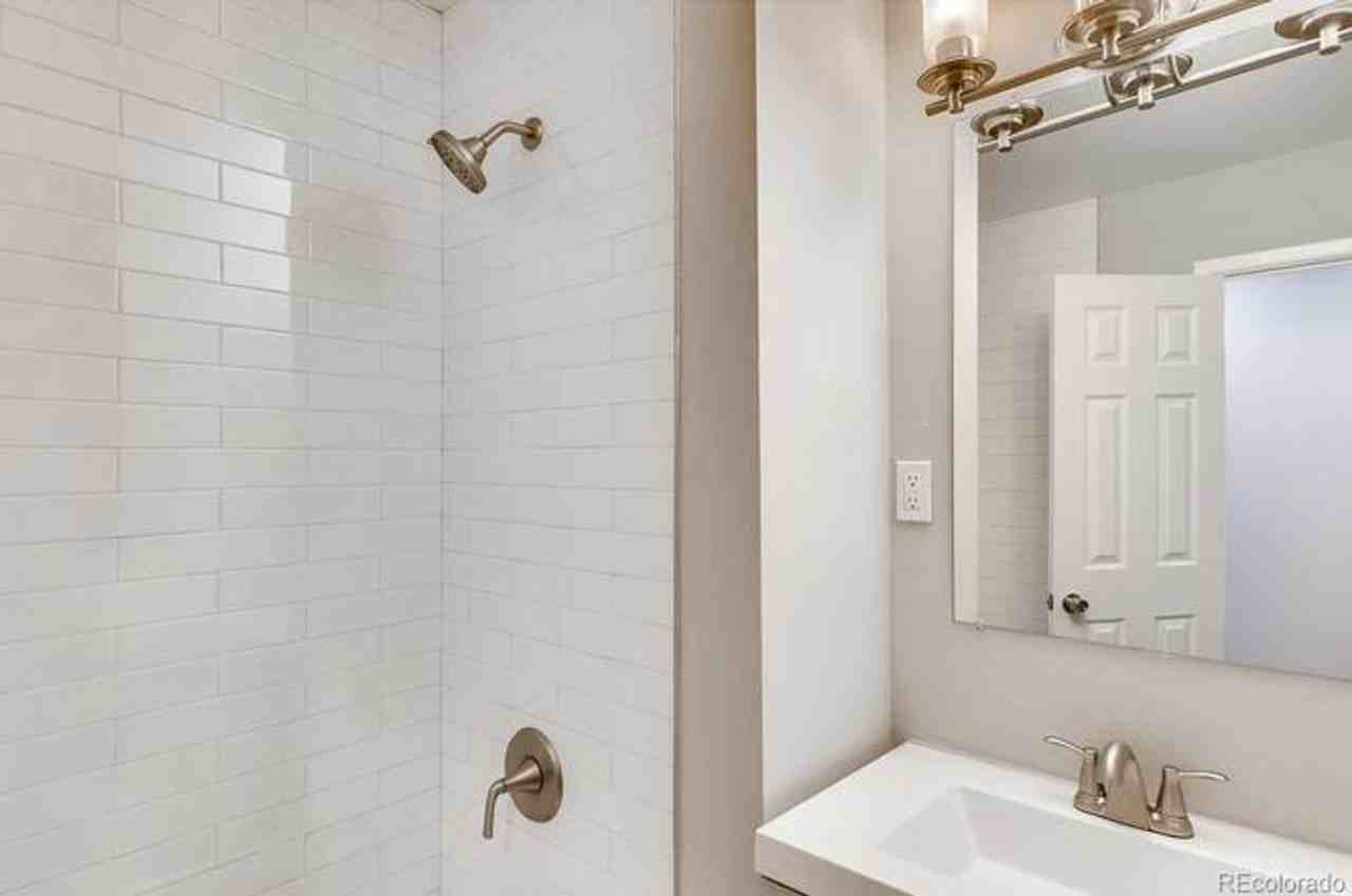 13508 E 5th Pl - Photo 7 of 20