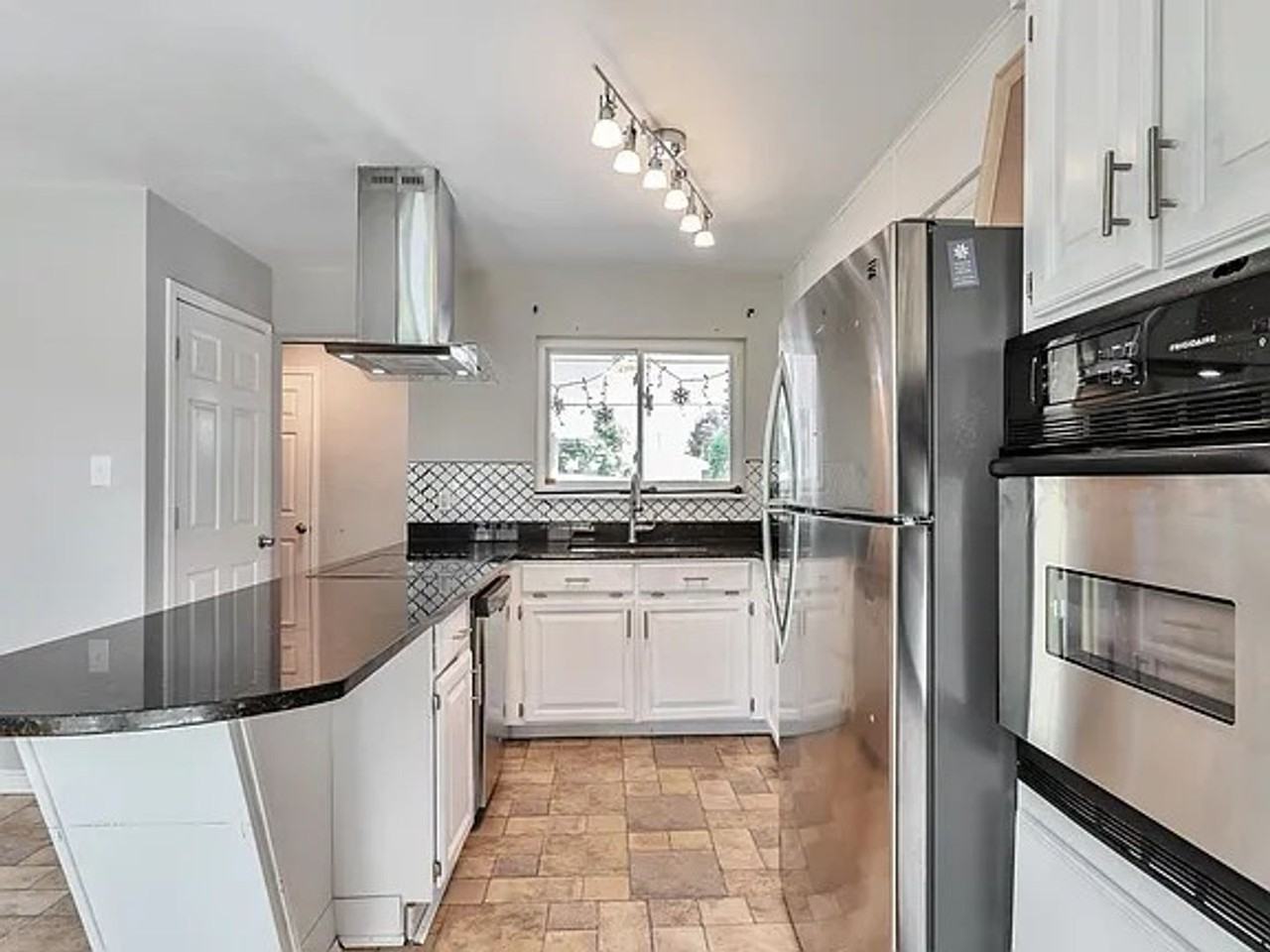 13508 E 5th Pl - Photo 5 of 16