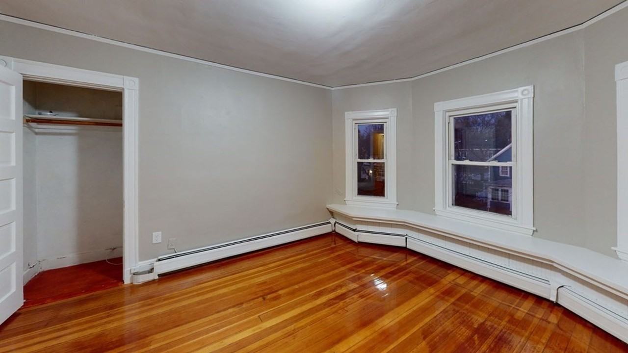 2 Washington St #2 - Photo 4 of 13