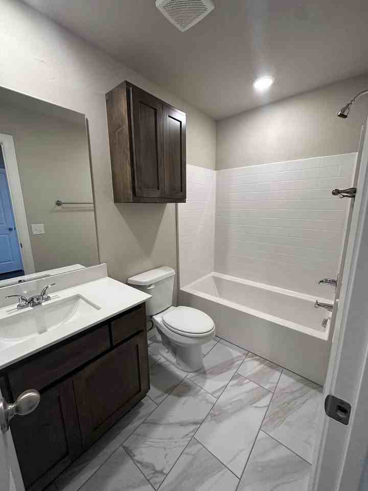 3708 Se 81st St - Photo 5 of 17