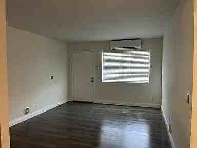 2773 Meadowview Road, Unit 2773 - Photo 3 of 10