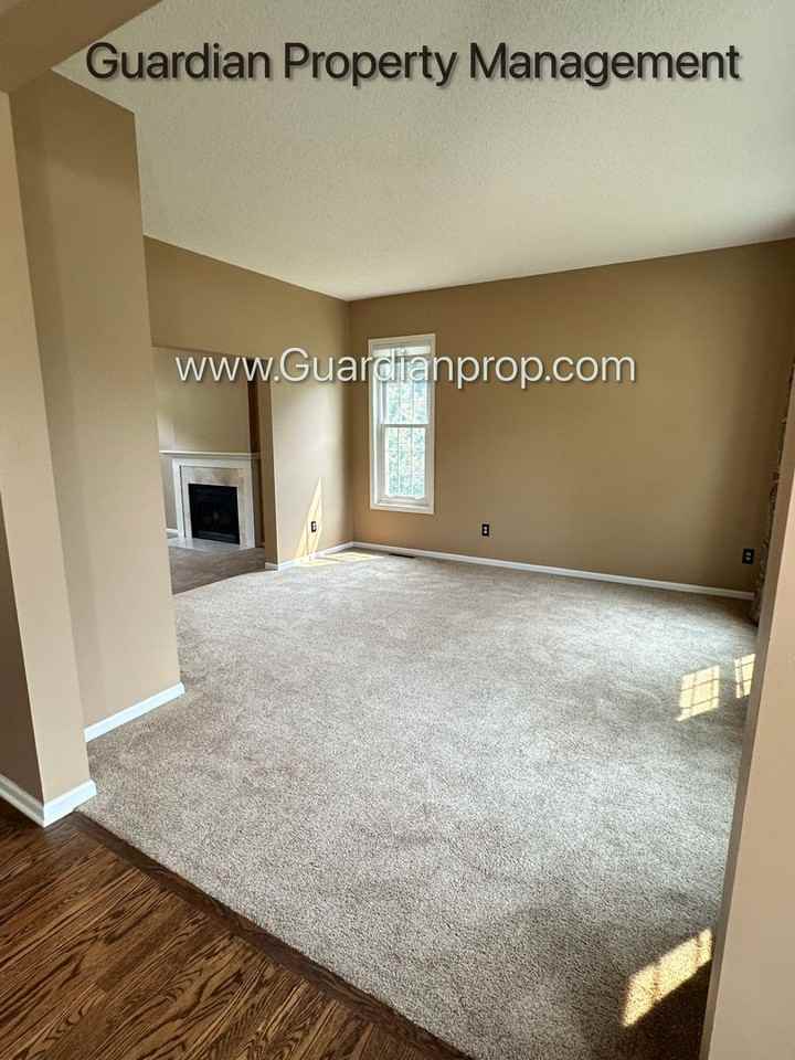 4046 Albany Cir - Photo 6 of 26
