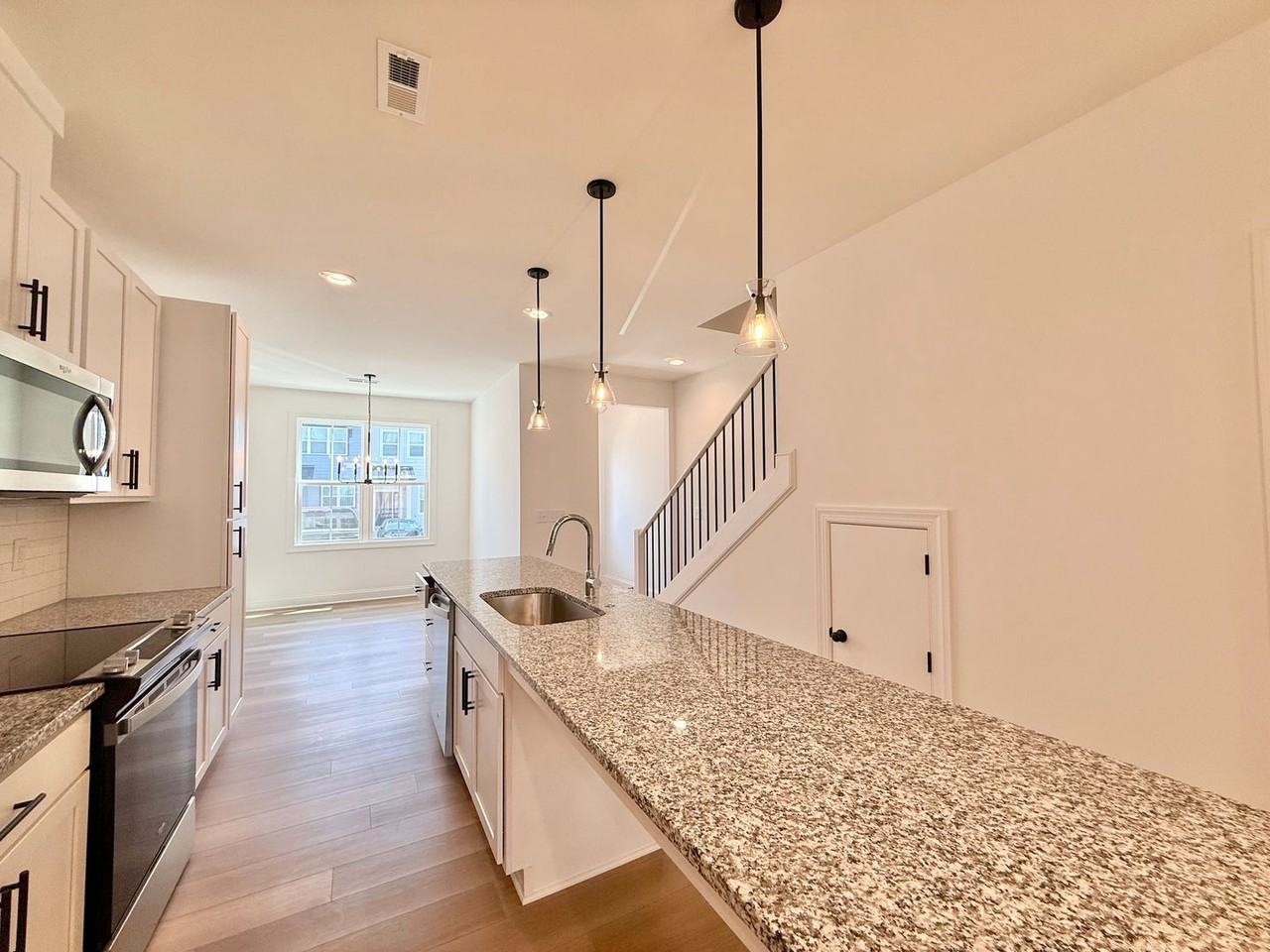 4821 Gossamer Ln #102 - Photo 6 of 25