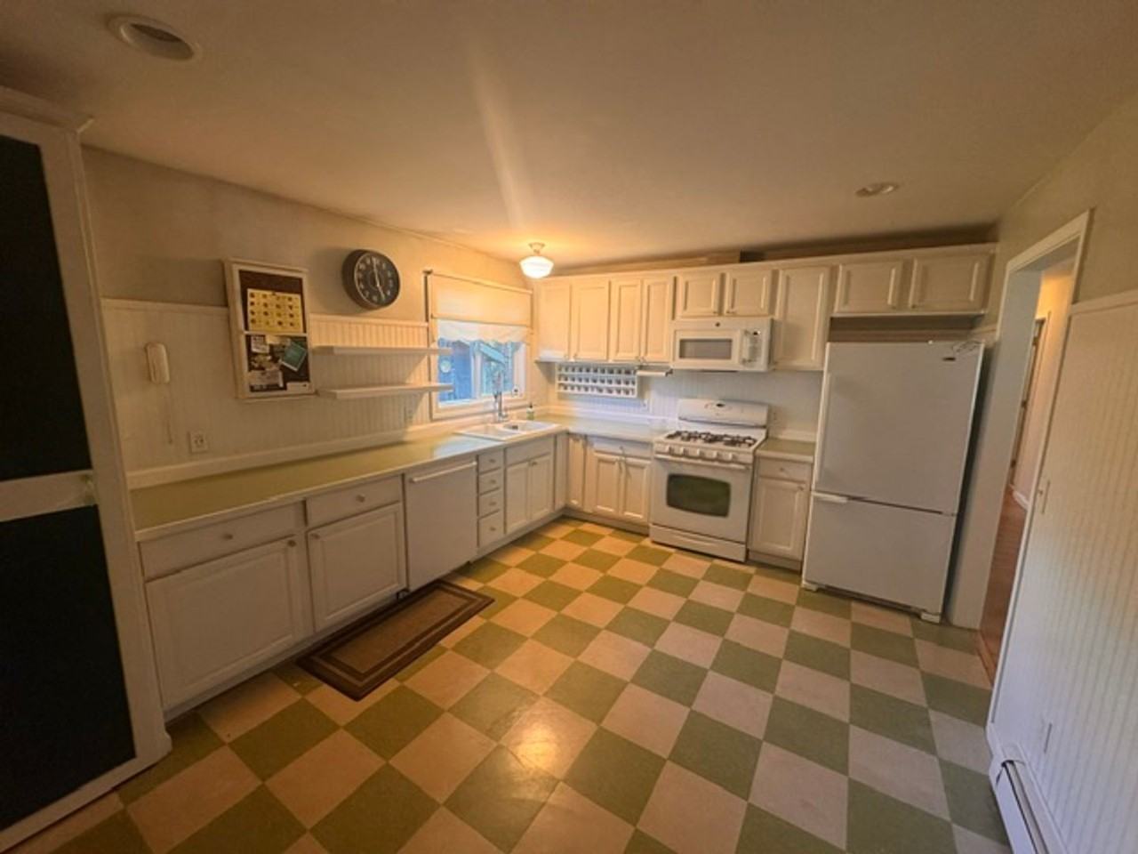 1430 E 27th Ave - Photo 3 of 15