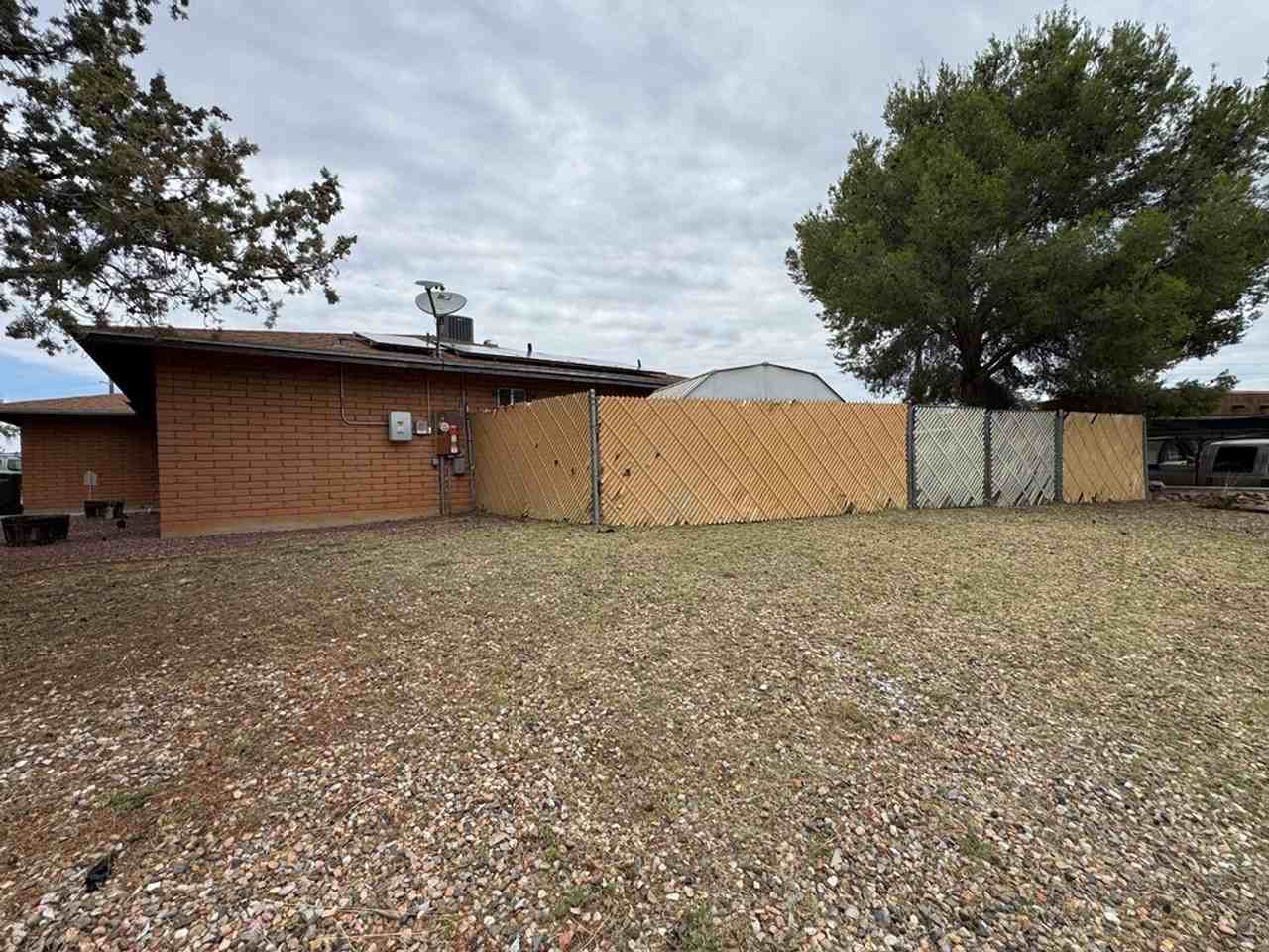 1281 N Catalina Dr - Photo 3 of 29