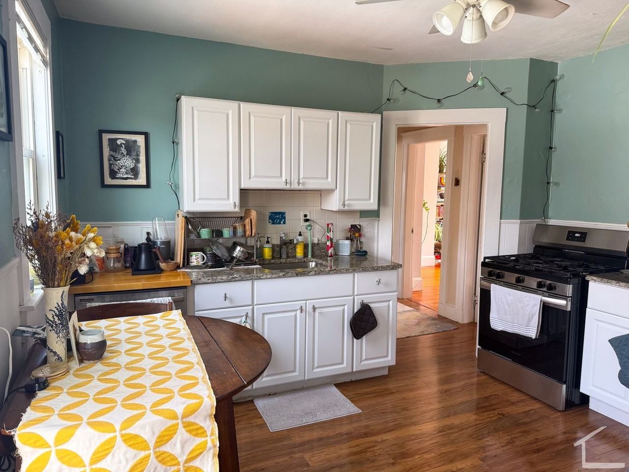 46 Fairbanks St - Photo 6 of 14