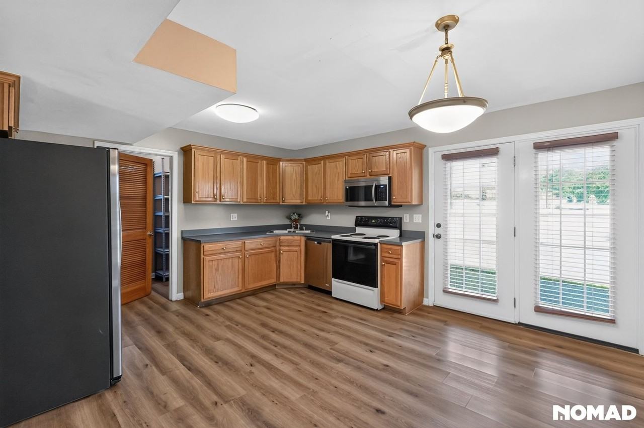 10726 Hite Creek Rd - Photo 2 of 31