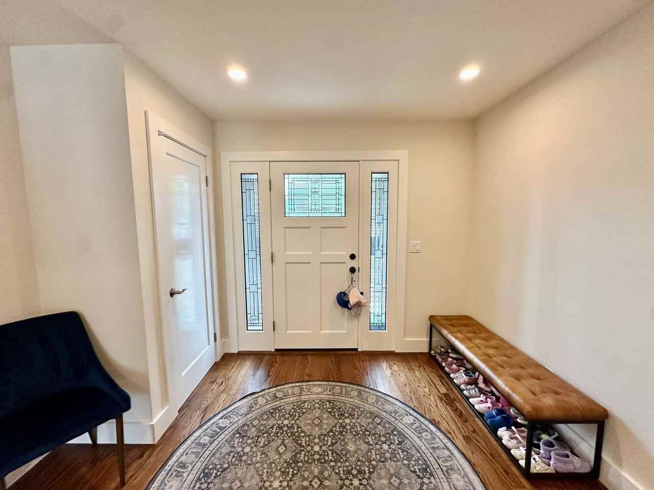 1918 35th Ave - Photo 2 of 31