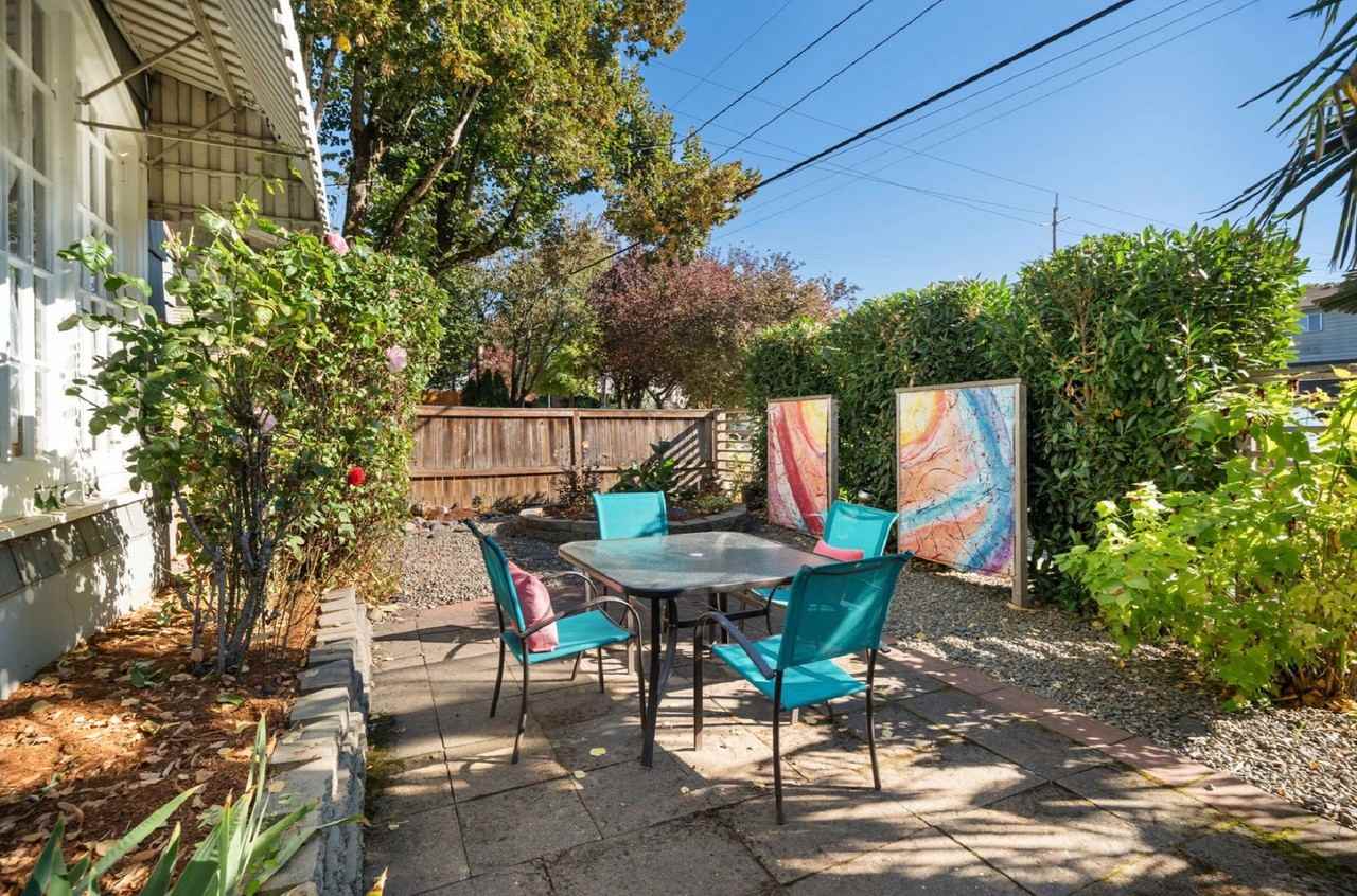 4115 Se Gladstone St - Photo 4 of 43