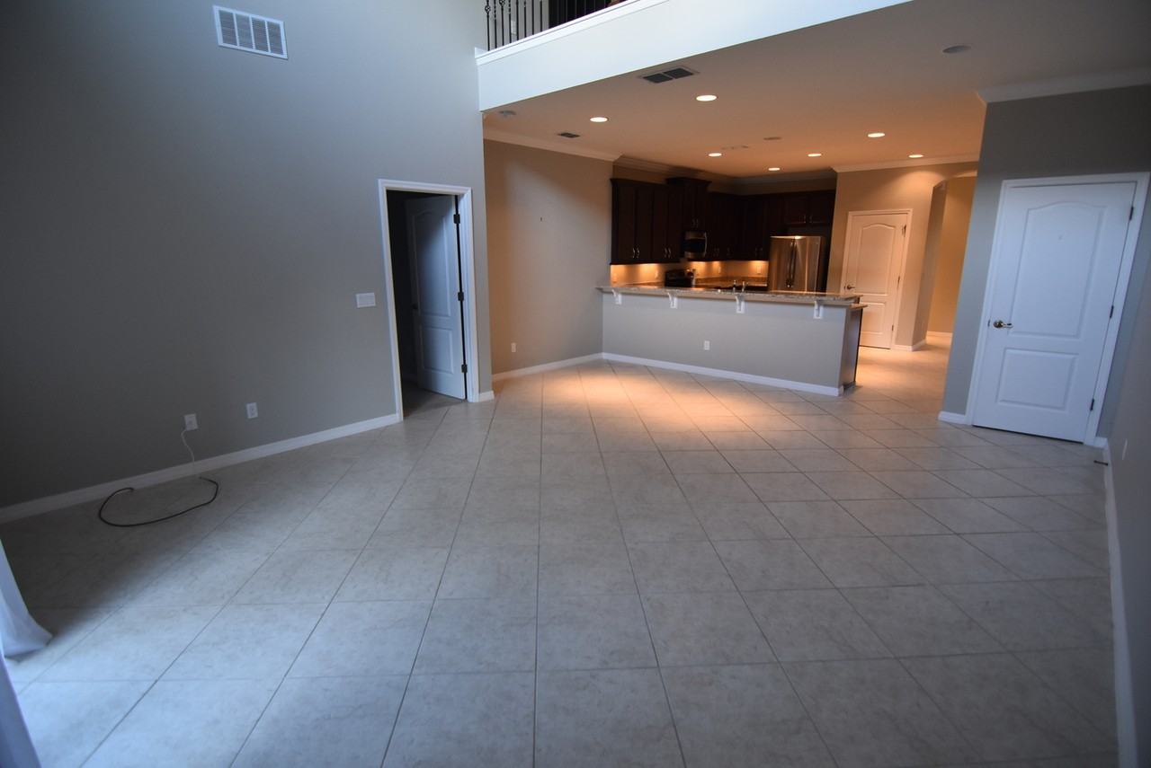 433 Livorno Way - Photo 5 of 22