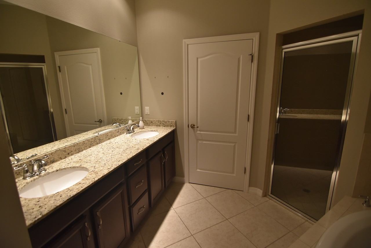 433 Livorno Way - Photo 7 of 22