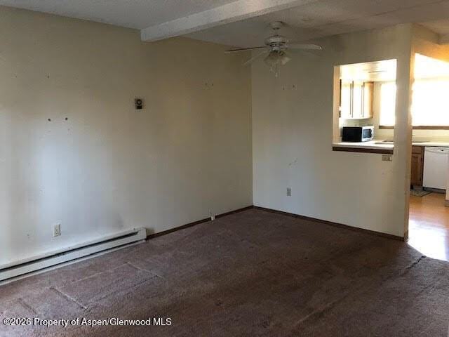 1050 E 7th St - Photo 3 of 10