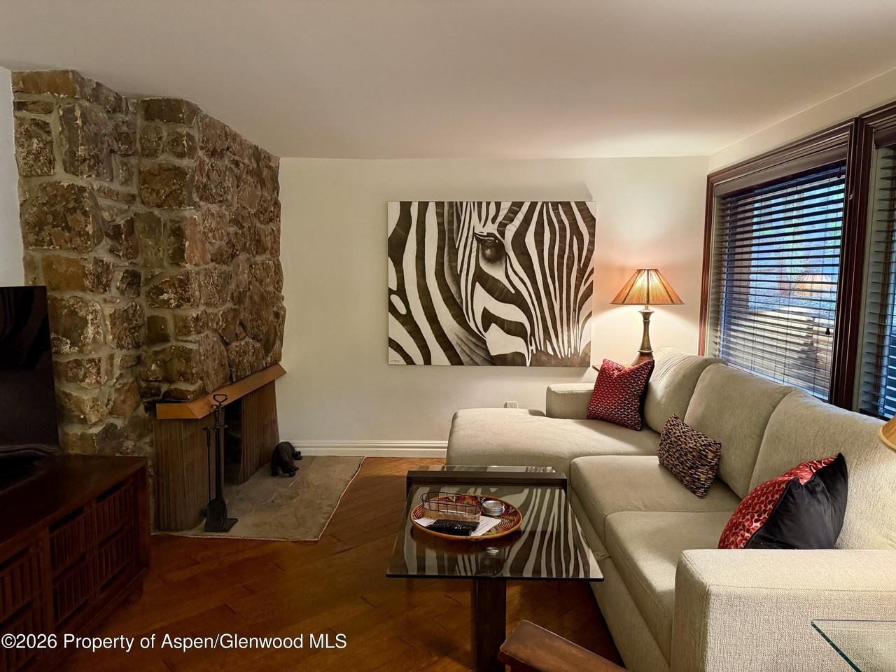 731 S Mill St #2C - Photo 5 of 18