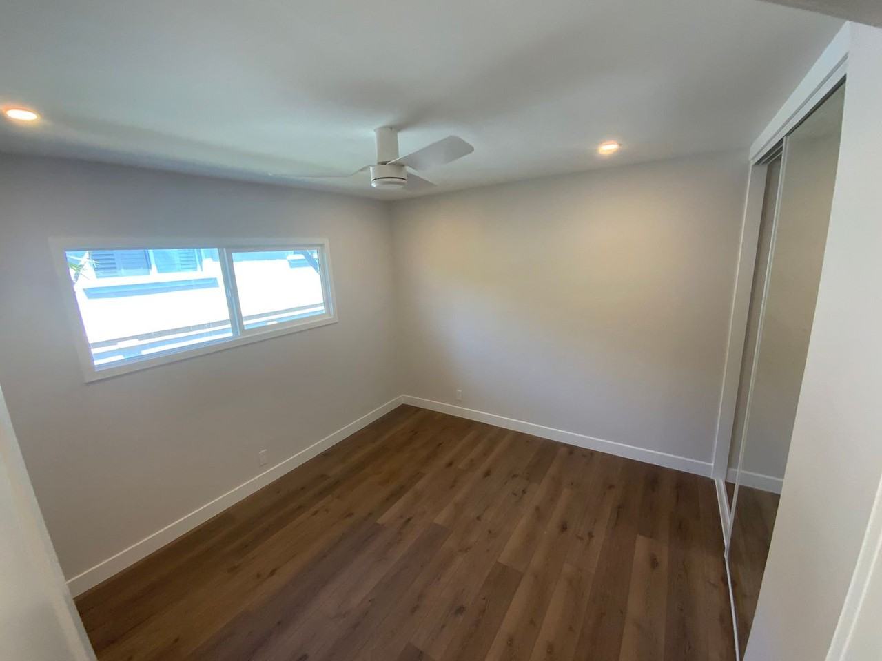 1930 Ruhland Ave - Photo 7 of 24