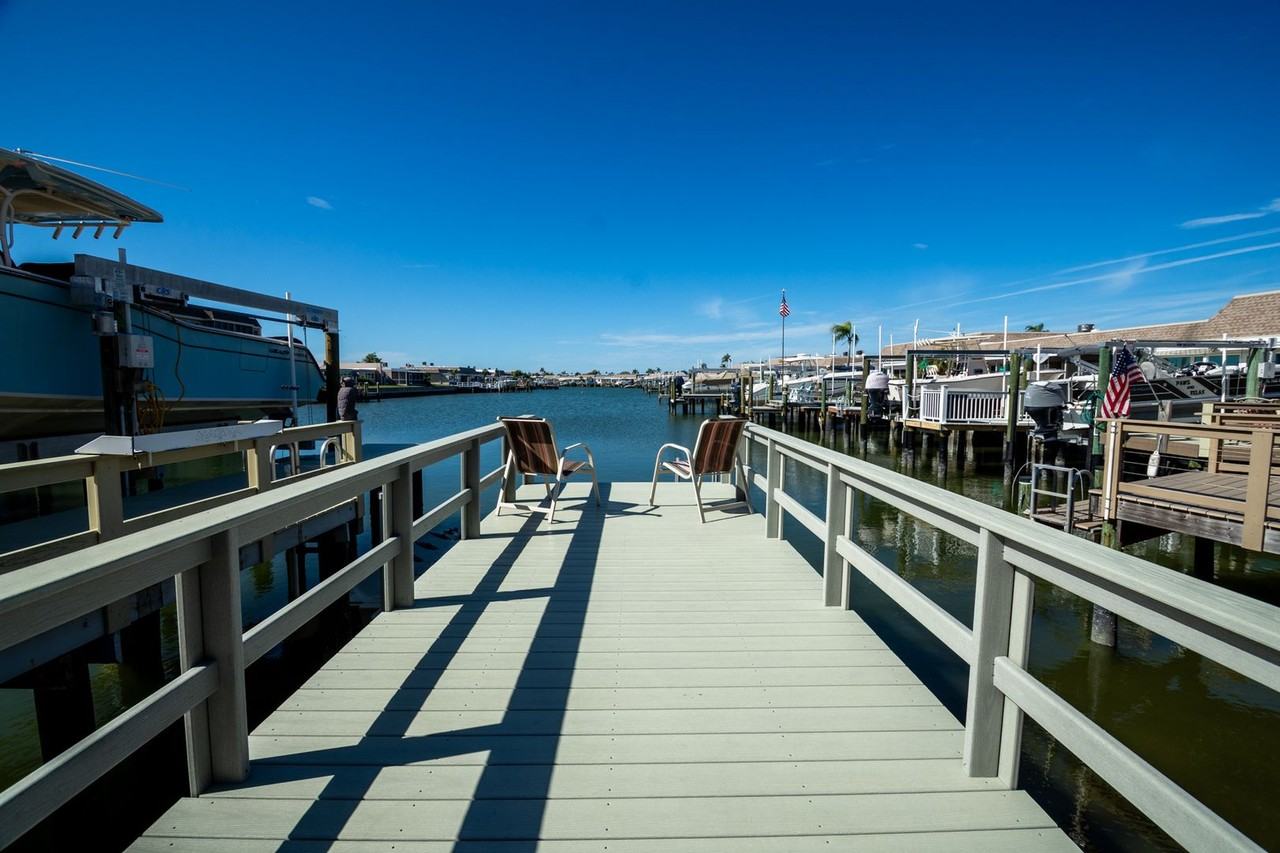 128 Boca Ciega Point Blvd N - Photo 4 of 33