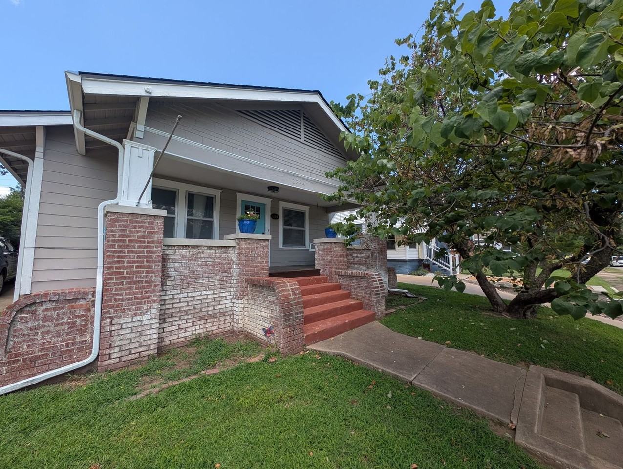 1244 S Gary Ave - Photo 3 of 19