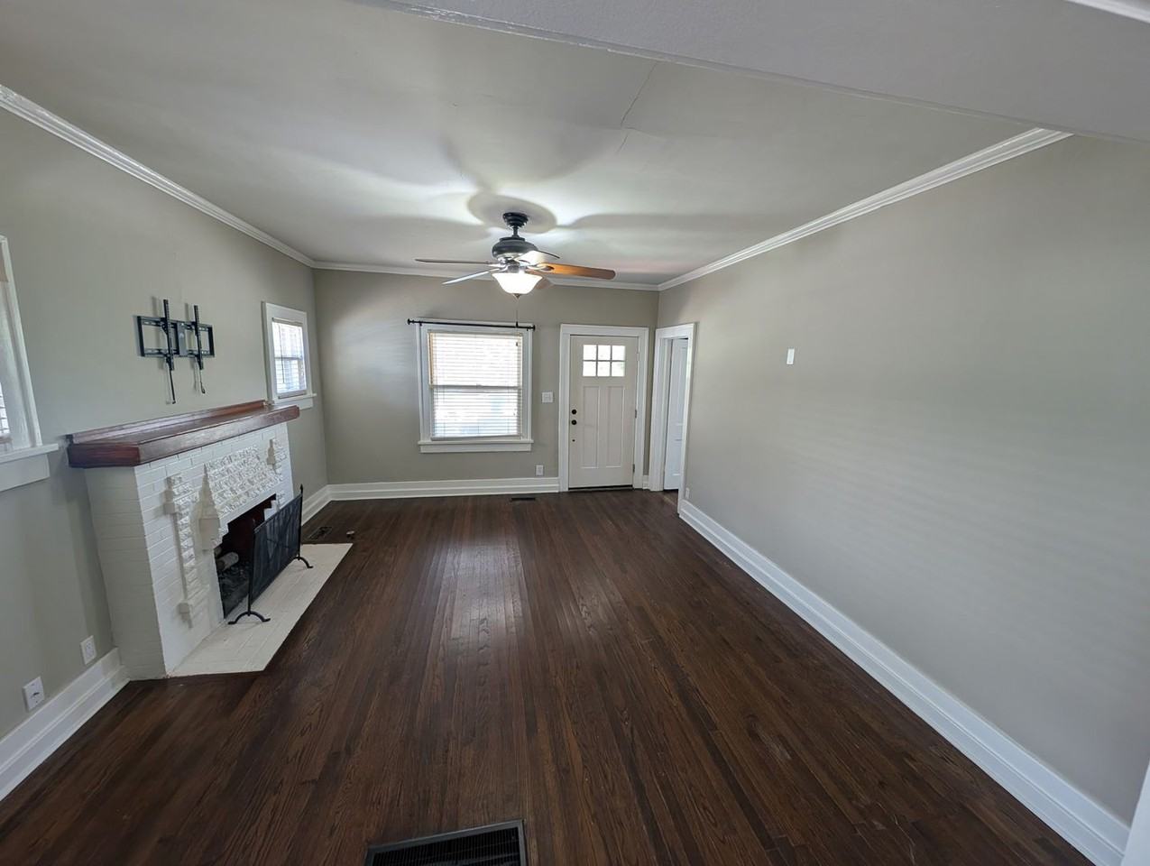 1244 S Gary Ave - Photo 6 of 19